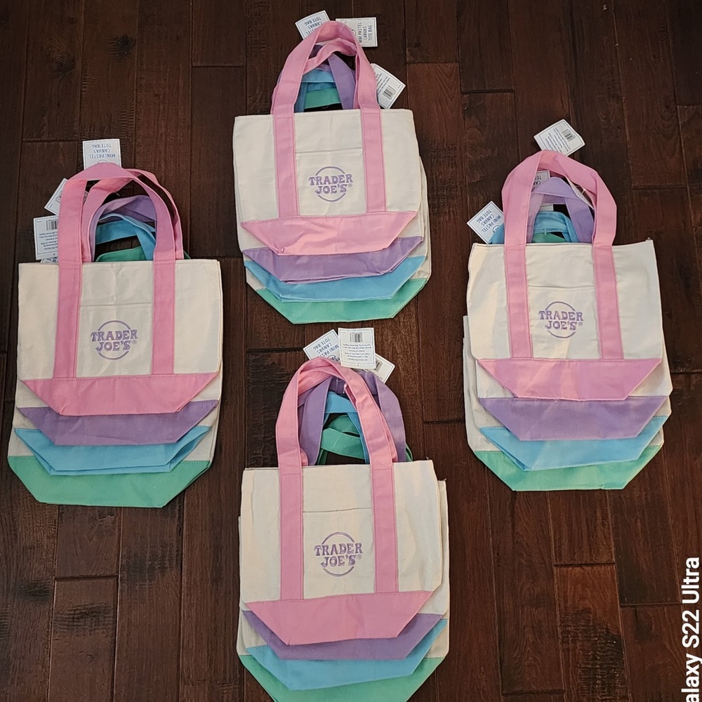TRADER JOE'S MINI PASTEL CANVAS TOTE BAG, NEW SPRING PASTEL COLORS  
4 BAGS SET